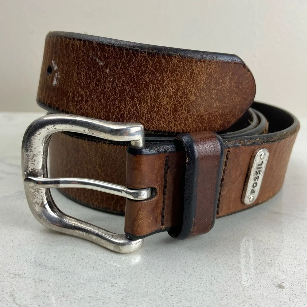VINTAGE FOSSIL BROWN LEATHER BELT ITALIAN FULL GRAIN LEATHER